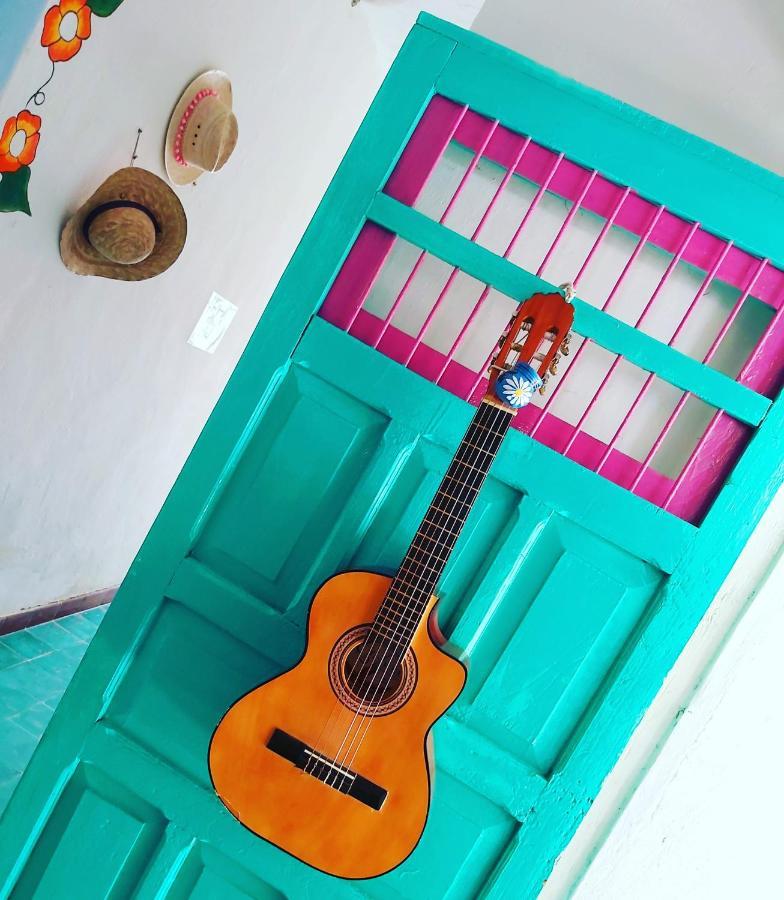Hostel 35 วัลลาโดลิด ภายนอก รูปภาพ